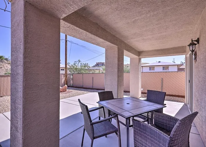 Vakantiehuis Inviting Retreat W/ Patio < 1 Mi To Colorado River *