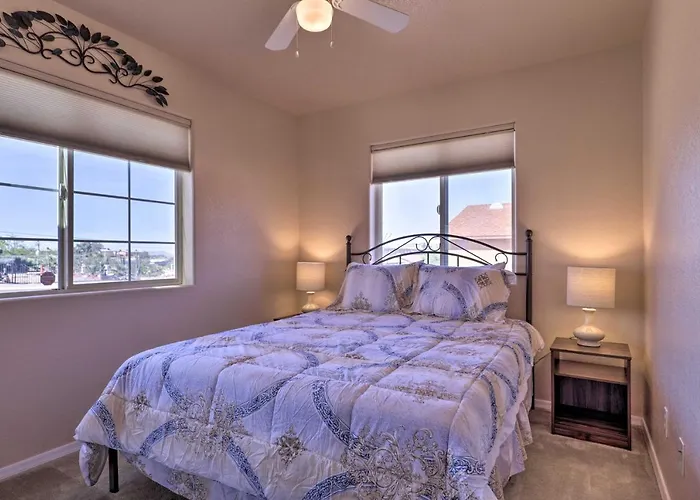 Inviting Retreat W/ Patio < 1 Mi To Colorado River Vakantiehuis Bullhead City