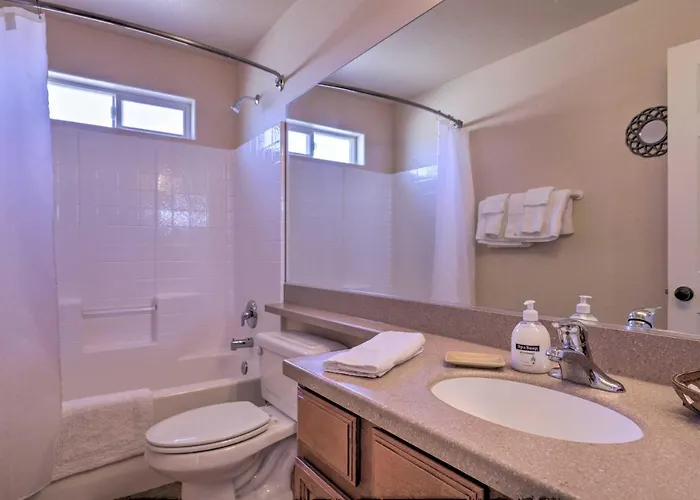 Inviting Retreat W/ Patio < 1 Mi To Colorado River * Bullhead City